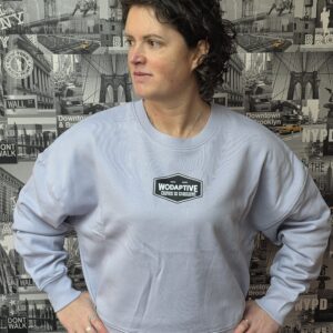 WODAPTIVE ESTD LAVENDER CROPPED SWEATSHIRT